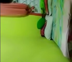 Ngintip Ganti Baju